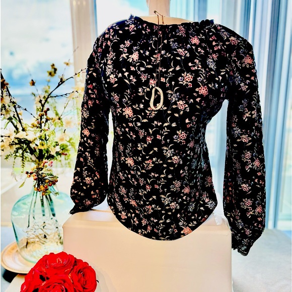 Moving out of the Country - Picture 1 of 3